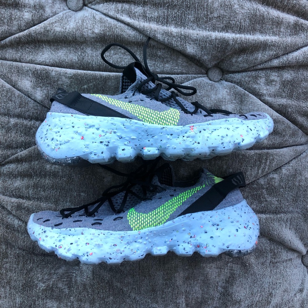 Nike Space Hippie. Sz 8. Only worn once!